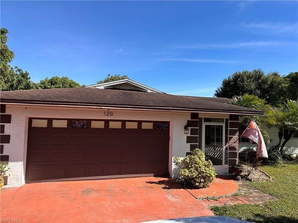 120 Rowland RD, LEHIGH ACRES, FL 33936