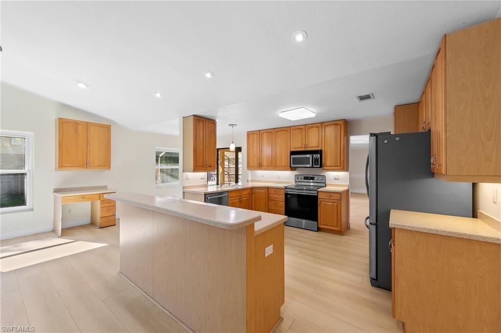 7810 Deni Dr, North Fort Myers, FL 33917 Photo