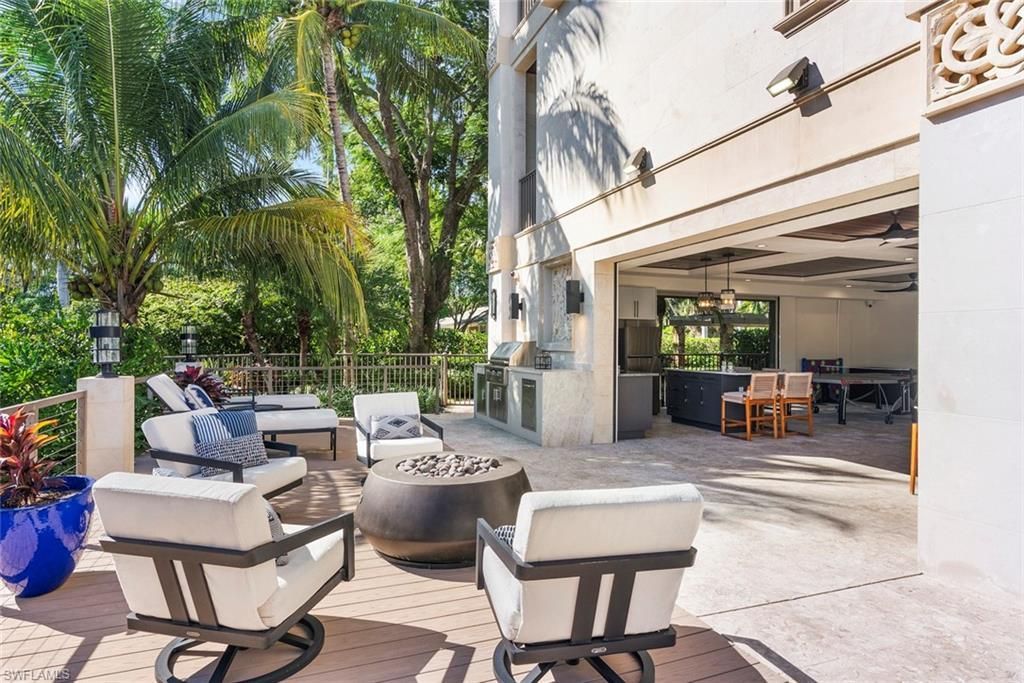 1441 Gulf Shore Blvd S, Naples, FL 34102 Photo