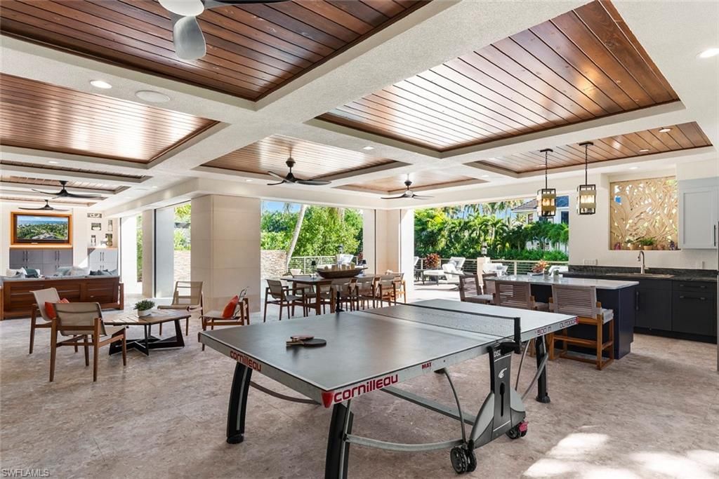 1441 Gulf Shore Blvd S, Naples, FL 34102 Photo