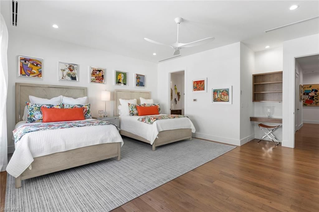 1441 Gulf Shore Blvd S, Naples, FL 34102 Photo