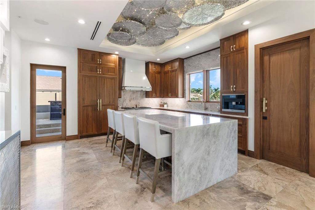 1441 Gulf Shore Blvd S, Naples, FL 34102 Photo