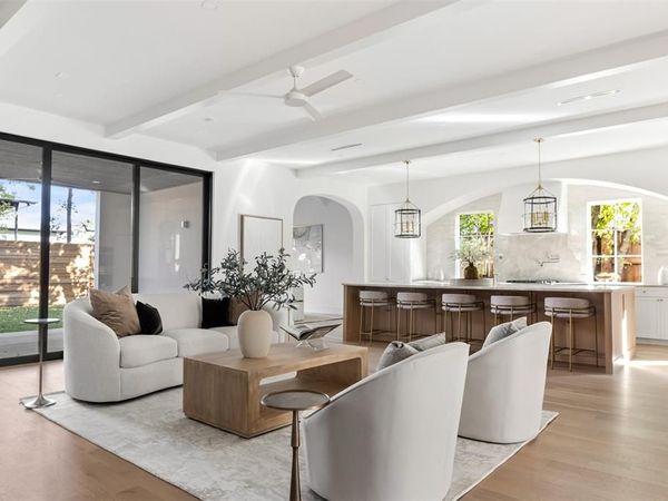 9826 Mixon Drive, Dallas, TX 75220