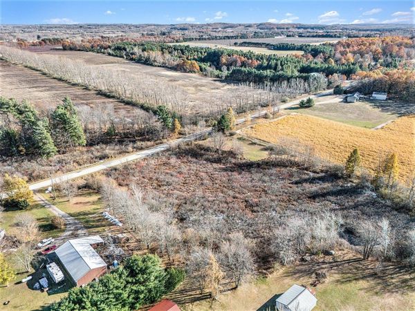 2707 N 48th Avenue, Mears, MI 49436