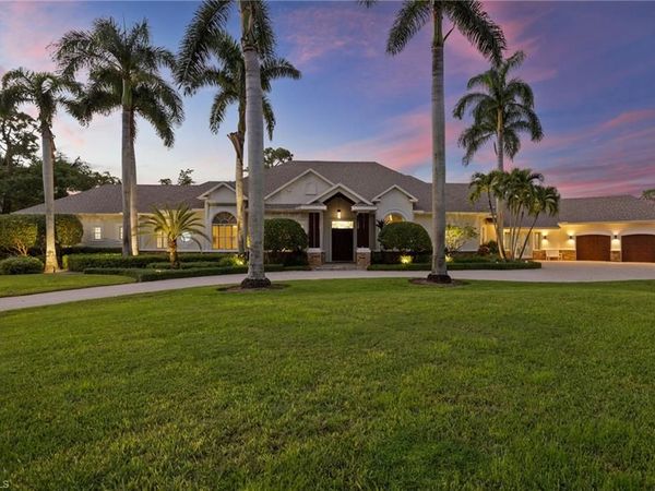 707 Hickory RD, NAPLES, FL 34108