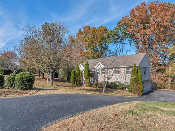 529 Katelyn Dr S, Spring Hill, TN 37174