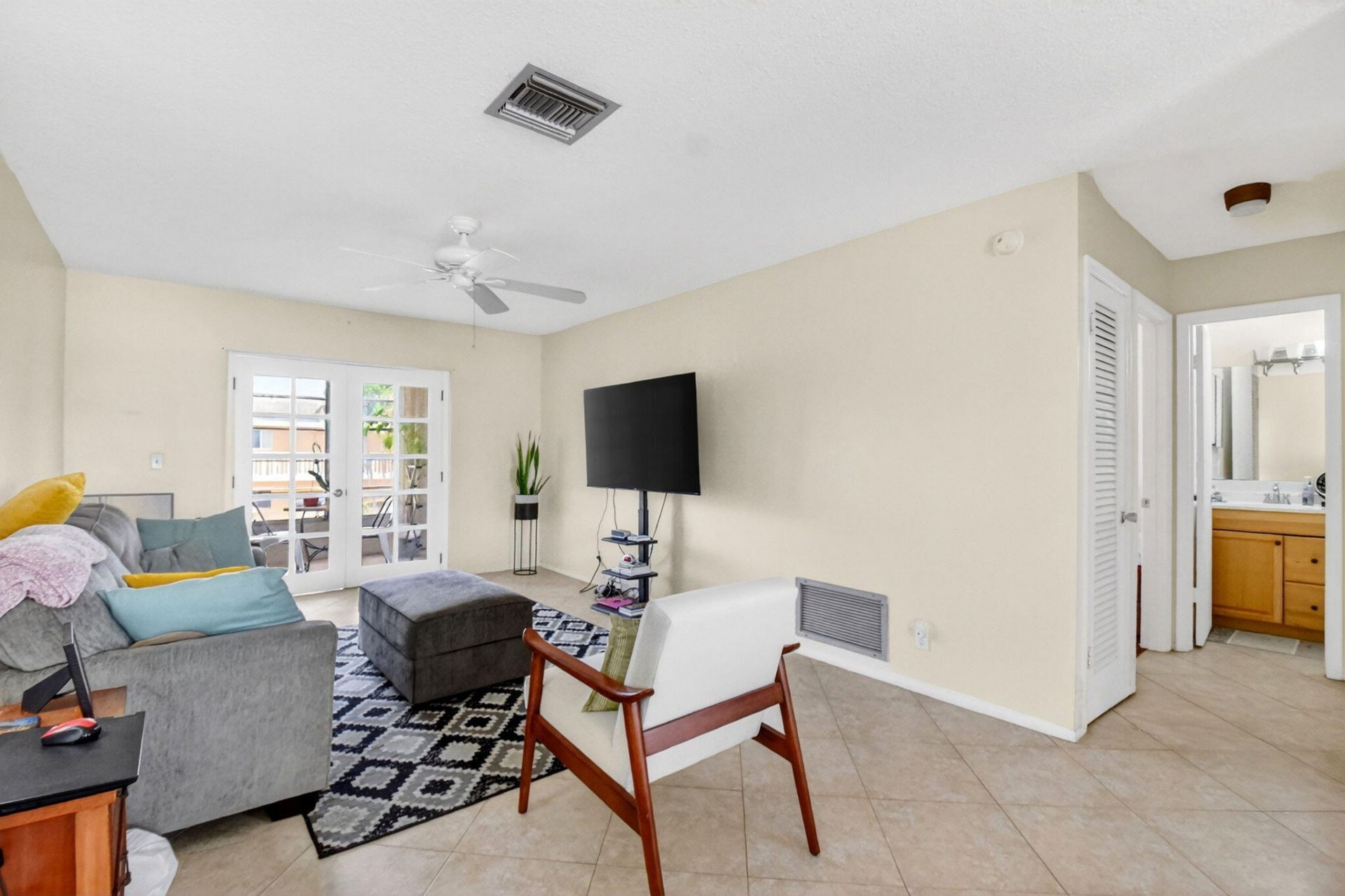 2182 NE 1st Way, Unit 202, Boynton Beach, FL 33435 Photo