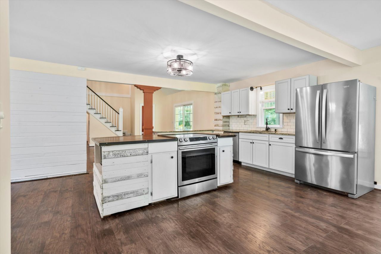 162 Whippoorwill Drive Photo 4