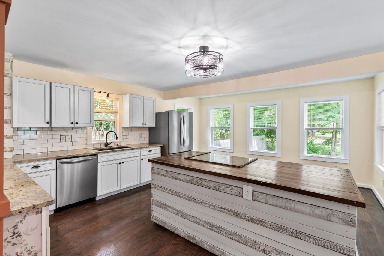 162 Whippoorwill Drive Photo 5