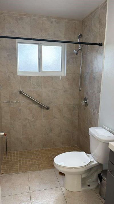 17902 NW 81st Ct, Hialeah, FL 33015 Photo