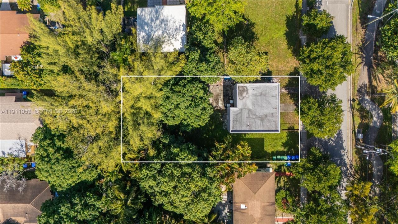 1210 SW 13th Ave, Miami, FL 33135 Photo