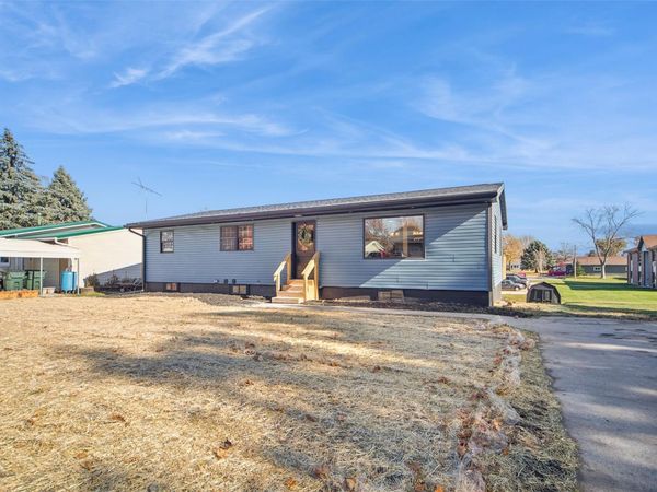 213 Davenport Avenue, Baxter, IA 50028