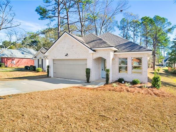 1011 Wildwood Avenue, Mobile, AL 36609