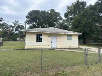 3426 1/2 Luke St Pensacola, FL 32505
