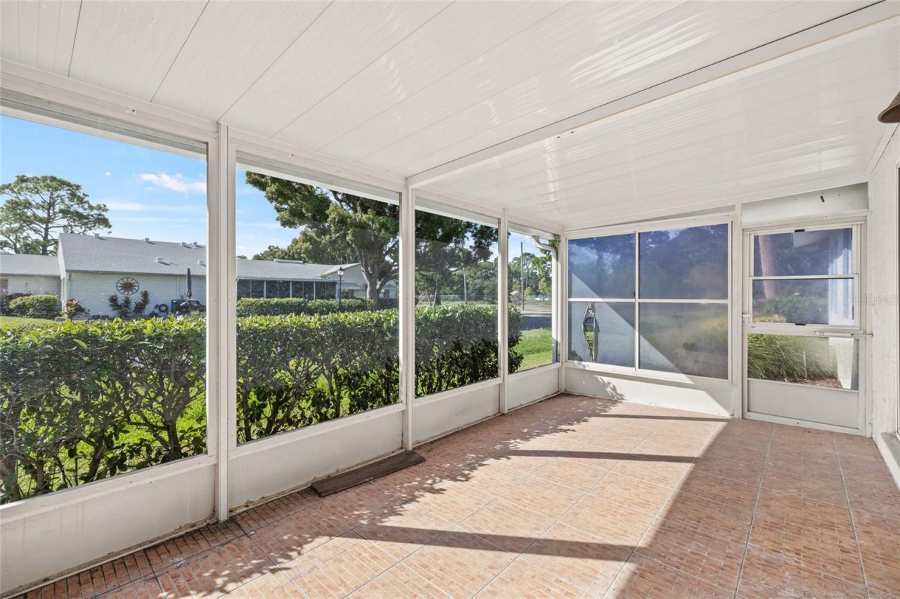 3267 39th Street S, Unit B, Saint Petersburg, FL 33711 Photo