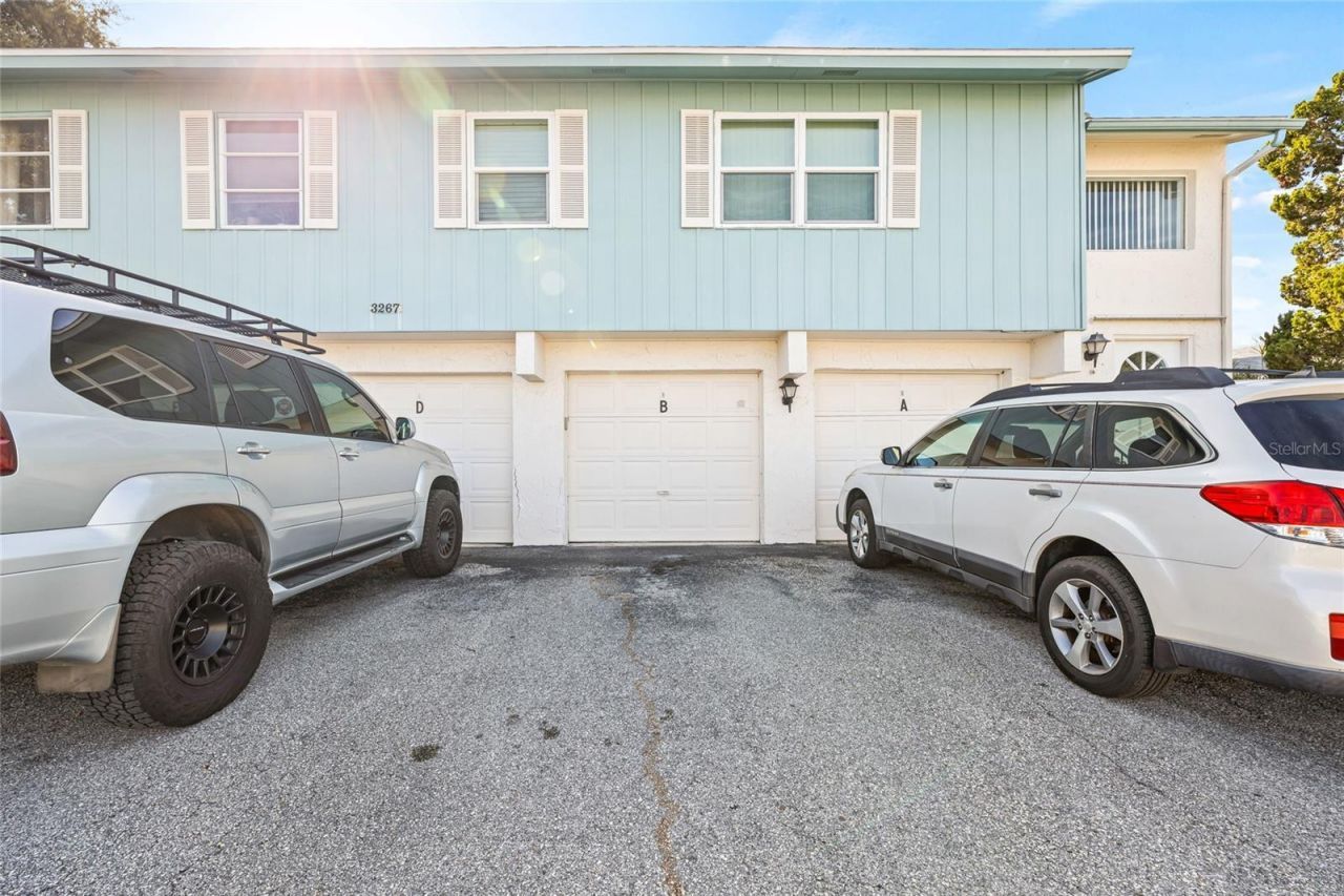 3267 39th Street S, Unit B, Saint Petersburg, FL 33711 Photo