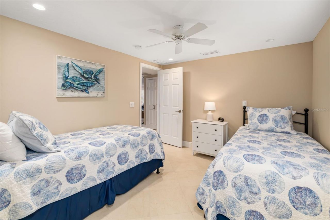 6140 Midnight Pass Road, Unit A10, Sarasota, FL 34242 Photo
