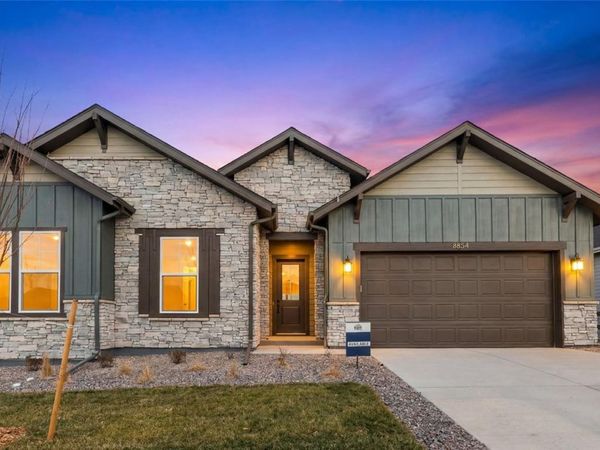 8654 S Quemoy Street, Aurora, CO 80016