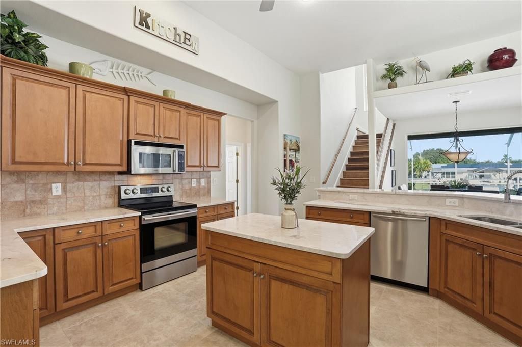 5267 Tiffany Ct, Cape Coral, FL 33904 Photo