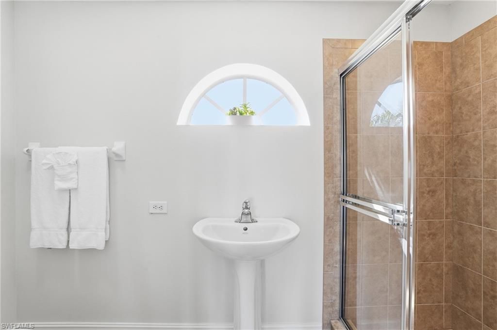 5267 Tiffany Ct, Cape Coral, FL 33904 Photo