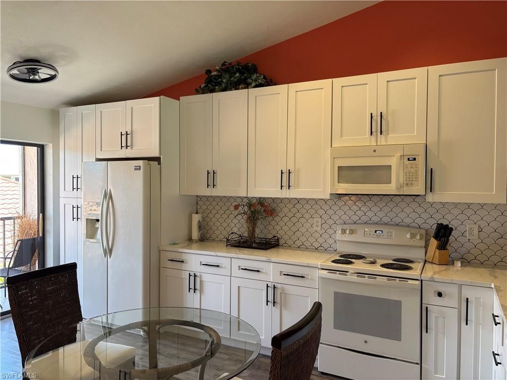 13120 Cross Creek Blvd, Unit 208, Fort Myers, FL 33912 Photo