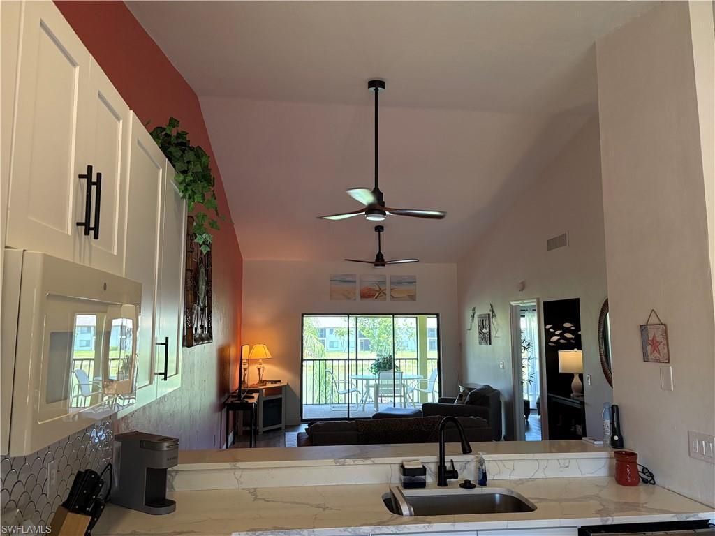 13120 Cross Creek Blvd, Unit 208, Fort Myers, FL 33912 Photo