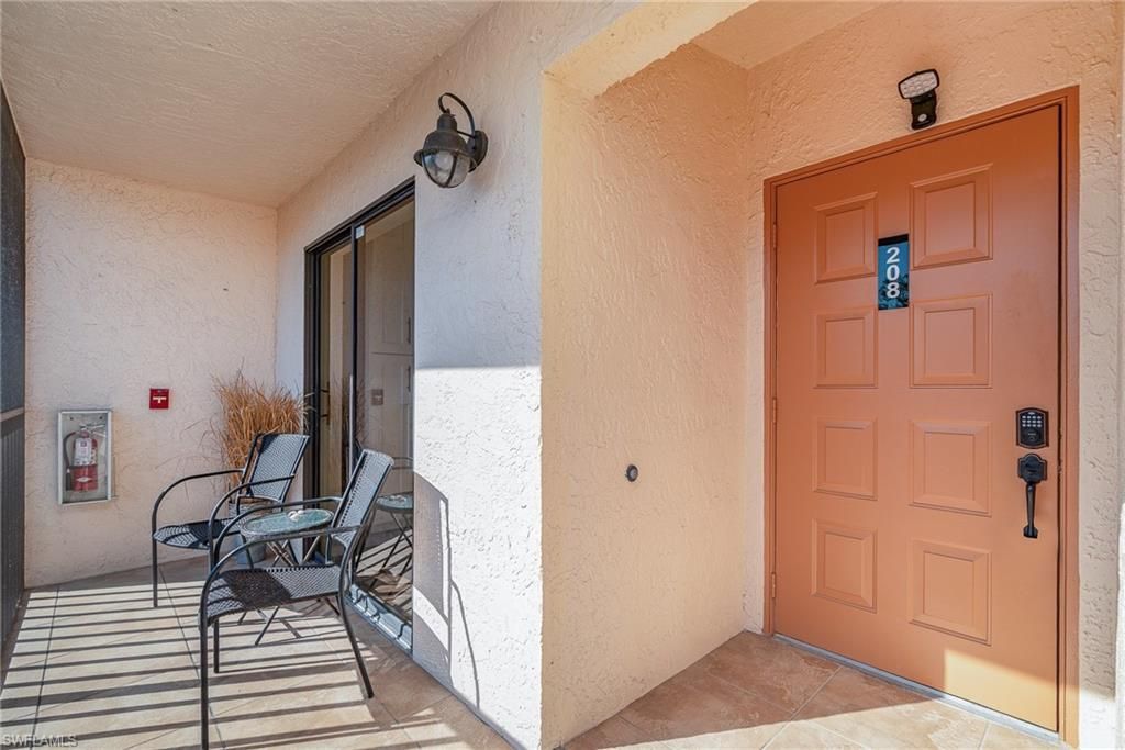 13120 Cross Creek Blvd, Unit 208, Fort Myers, FL 33912 Photo