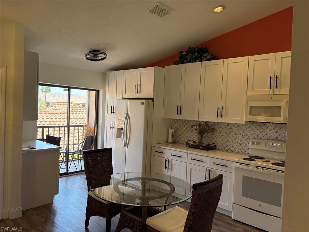 13120 Cross Creek Blvd, Unit 208, Fort Myers, FL 33912 Photo