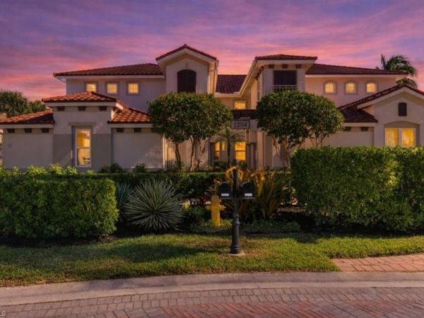 1294 Rialto WAY, Unit 202, NAPLES, FL 34114