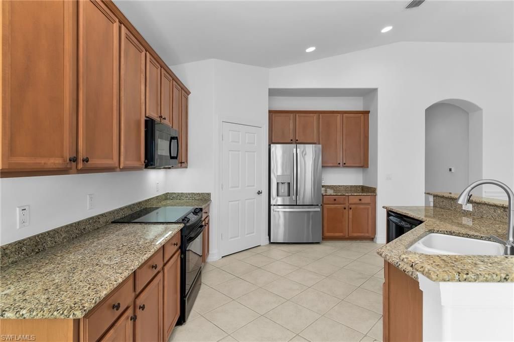 1294 Rialto Way, Unit 202, Naples, FL 34114 Photo
