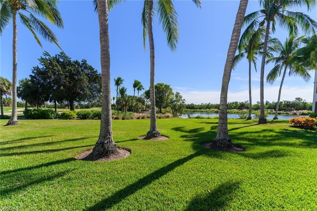1294 Rialto Way, Unit 202, Naples, FL 34114 Photo