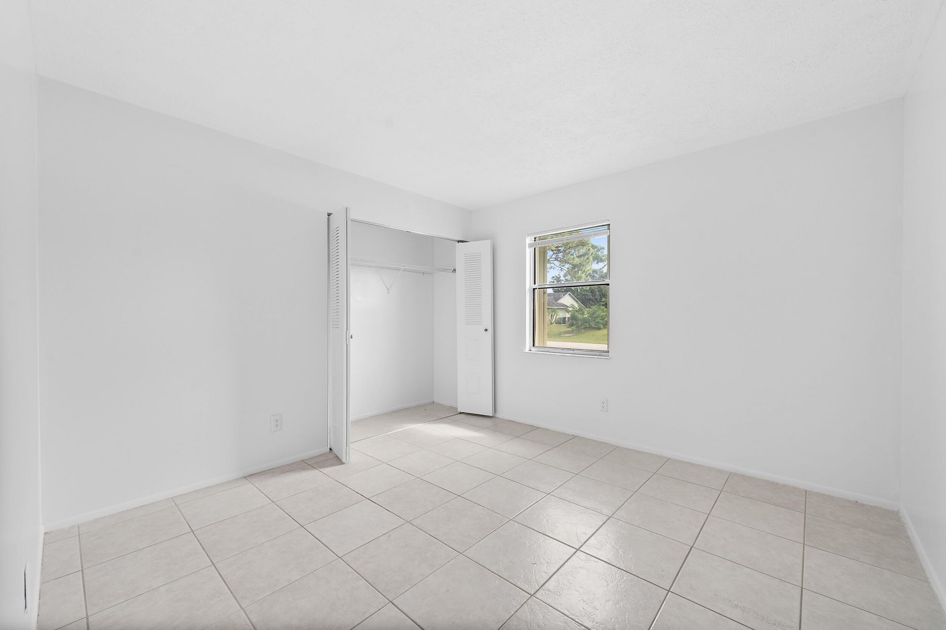 1642 SW Import Drive, Port Saint Lucie, FL 34953 Photo