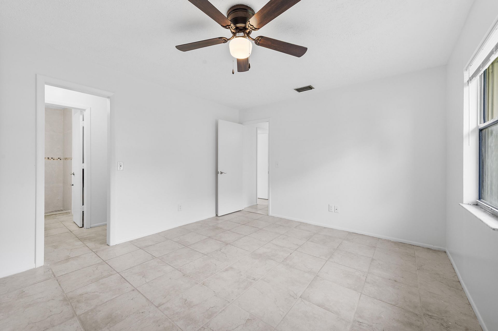 1642 SW Import Drive, Port Saint Lucie, FL 34953 Photo