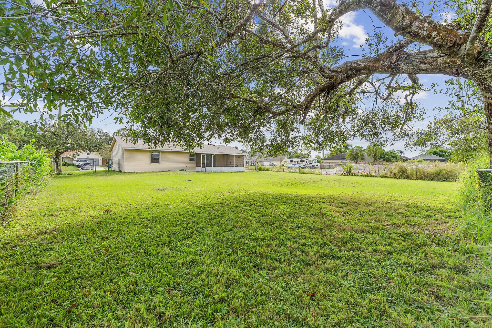 1642 SW Import Drive, Port Saint Lucie, FL 34953 Photo