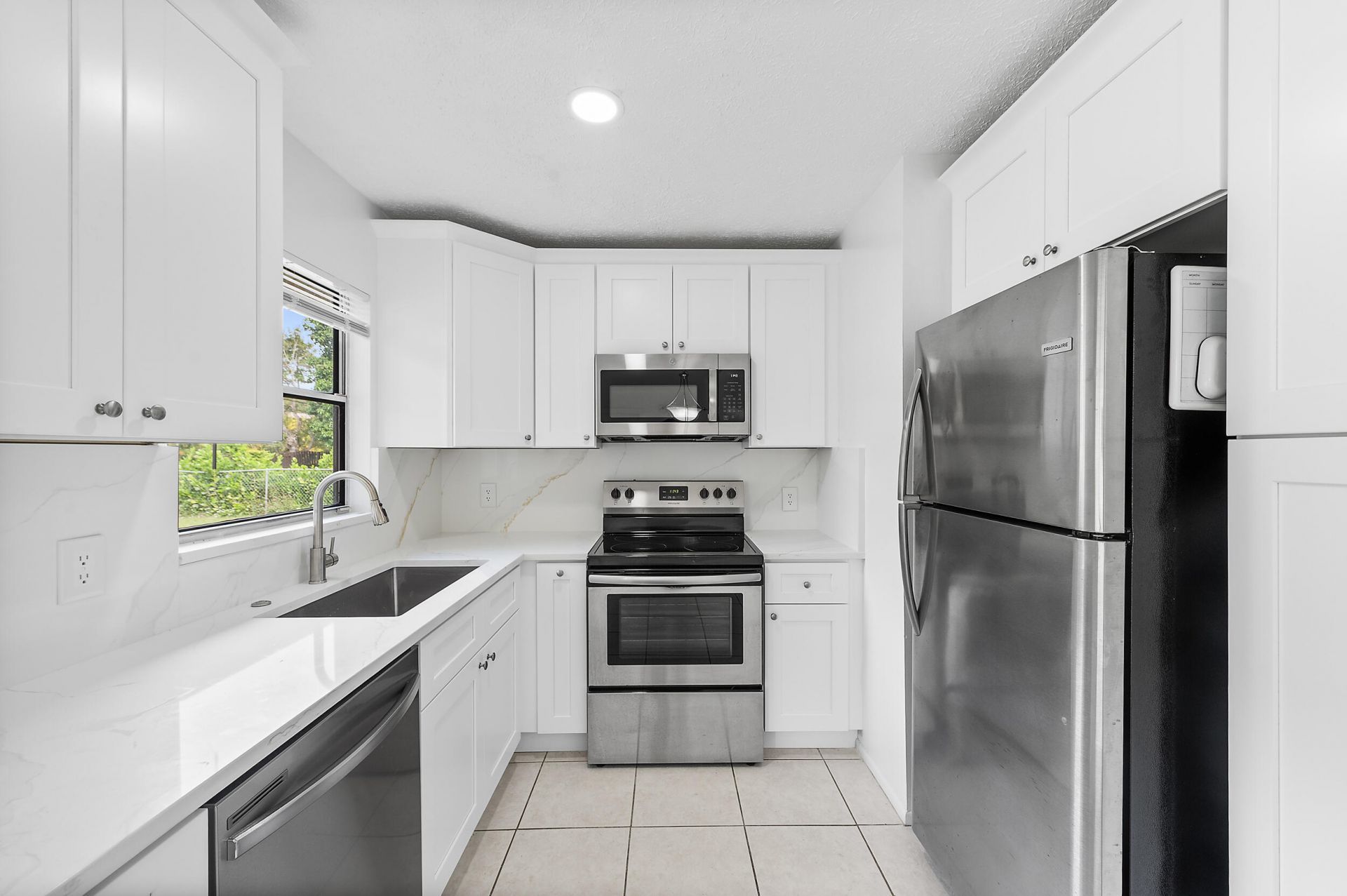 1642 SW Import Drive, Port Saint Lucie, FL 34953 Photo