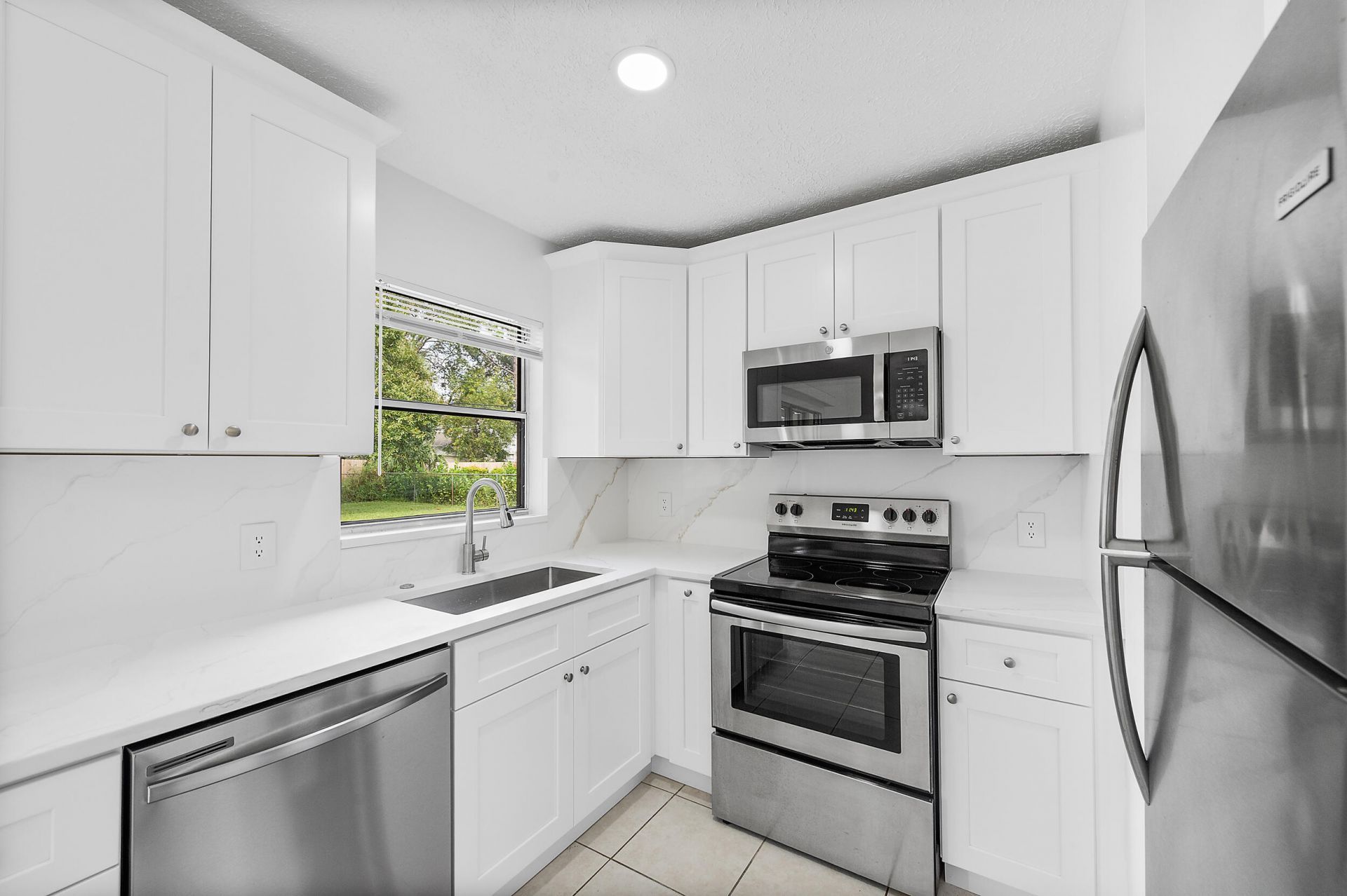 1642 SW Import Drive, Port Saint Lucie, FL 34953 Photo