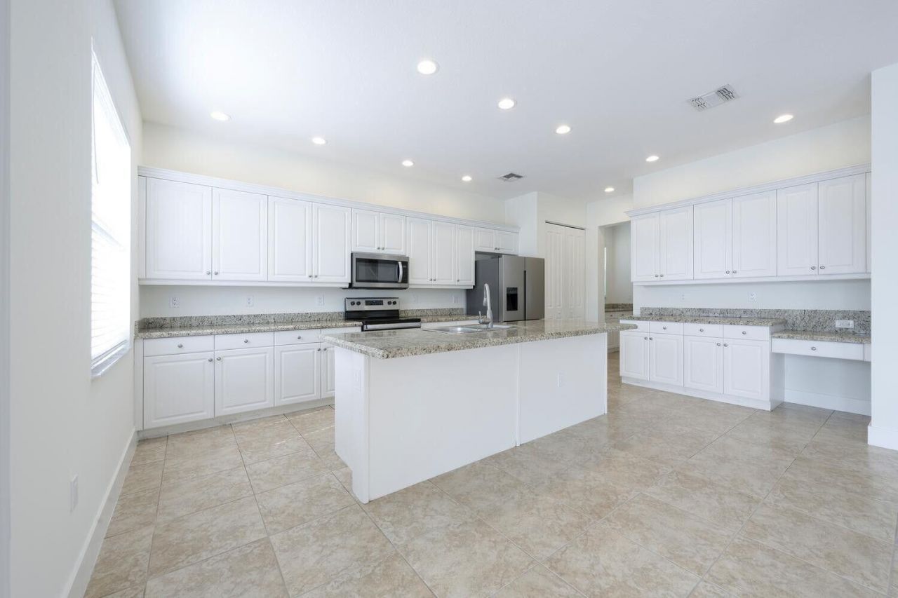 2392 Bellarosa Circle, Royal Palm Beach, FL 33411 Photo