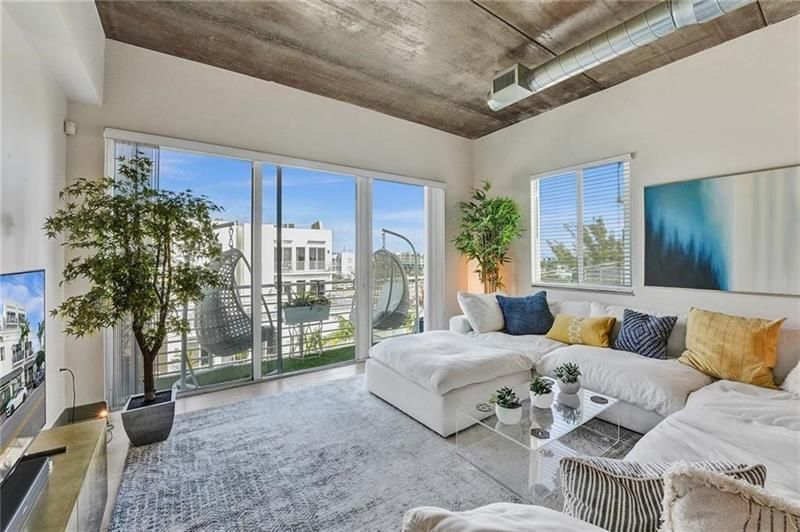 110 SE 2nd Street, Unit 402, Delray Beach, FL 33444 Photo