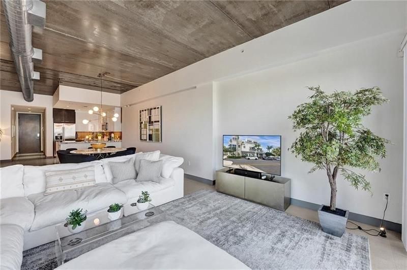 110 SE 2nd Street, Unit 402, Delray Beach, FL 33444 Photo