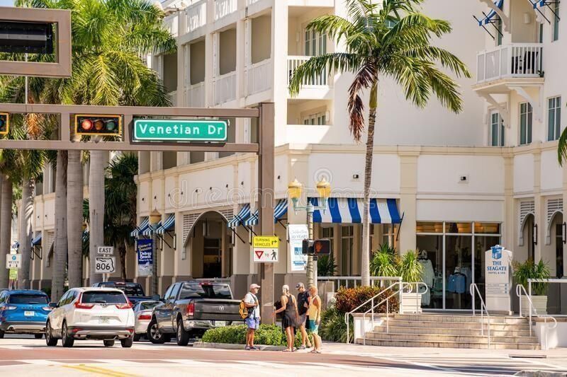 110 SE 2nd Street, Unit 402, Delray Beach, FL 33444 Photo