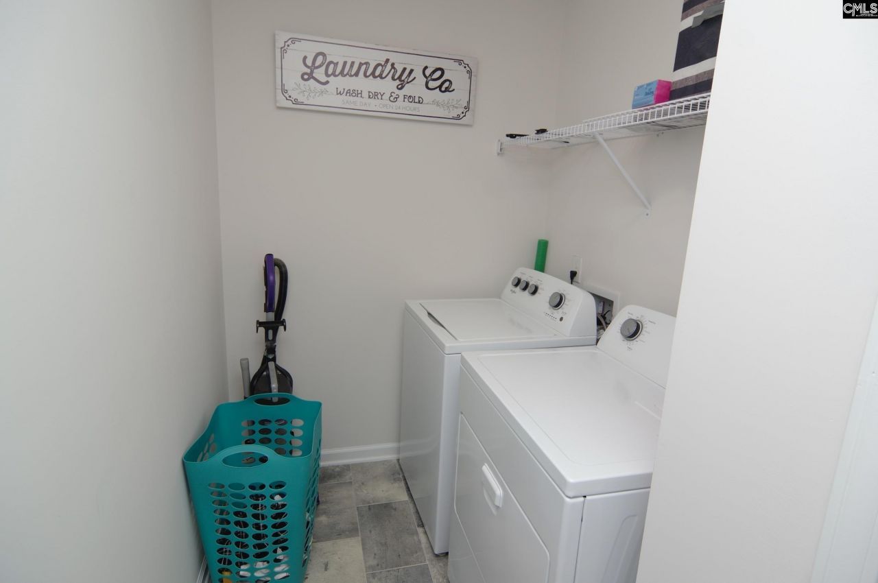 2106 Connor Way Photo 25