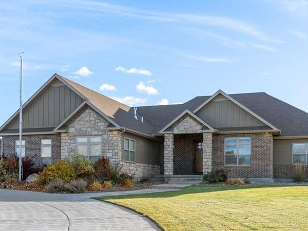 6138 Pheasant Drive, AMMON, ID 83401