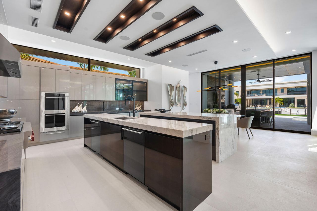 169 W Coconut Palm Road, Boca Raton, FL 33432 Photo