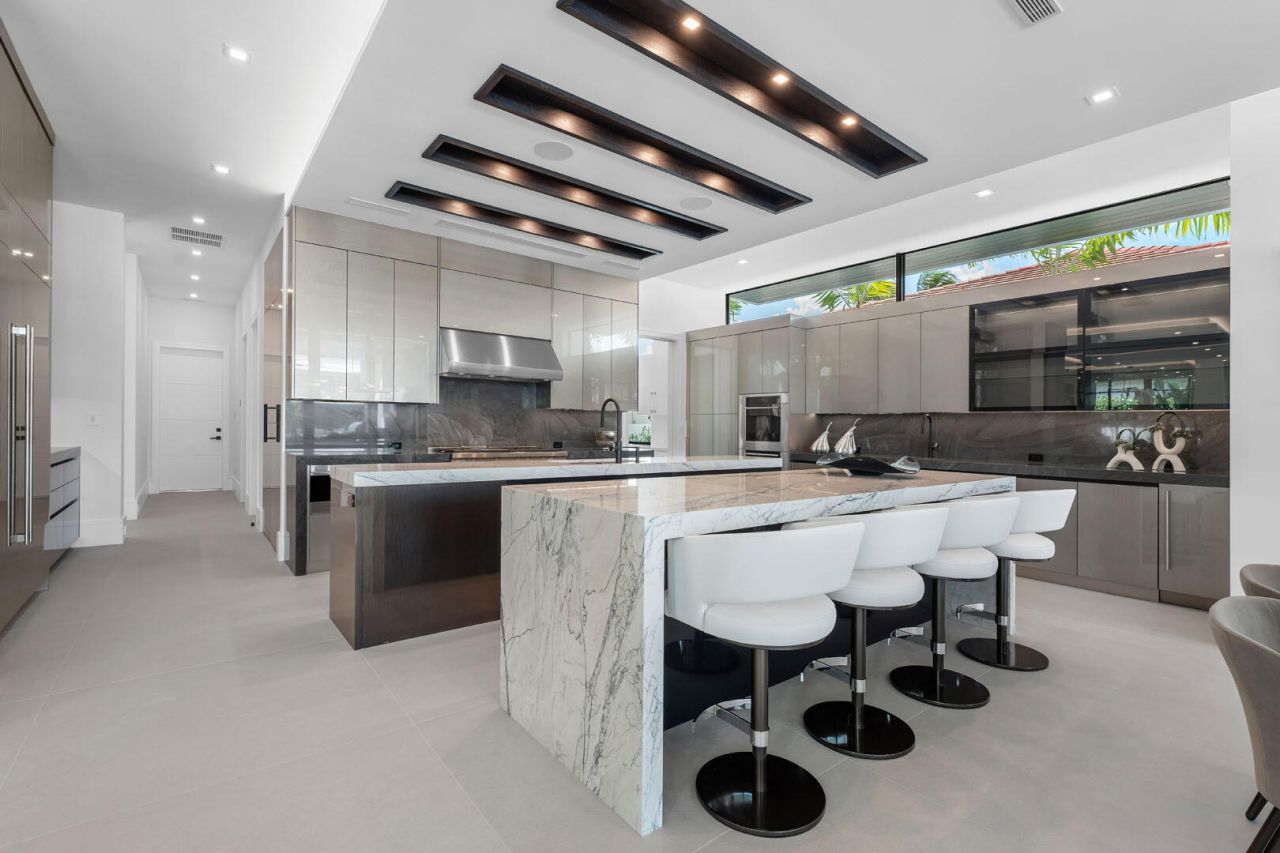 169 W Coconut Palm Road, Boca Raton, FL 33432 Photo