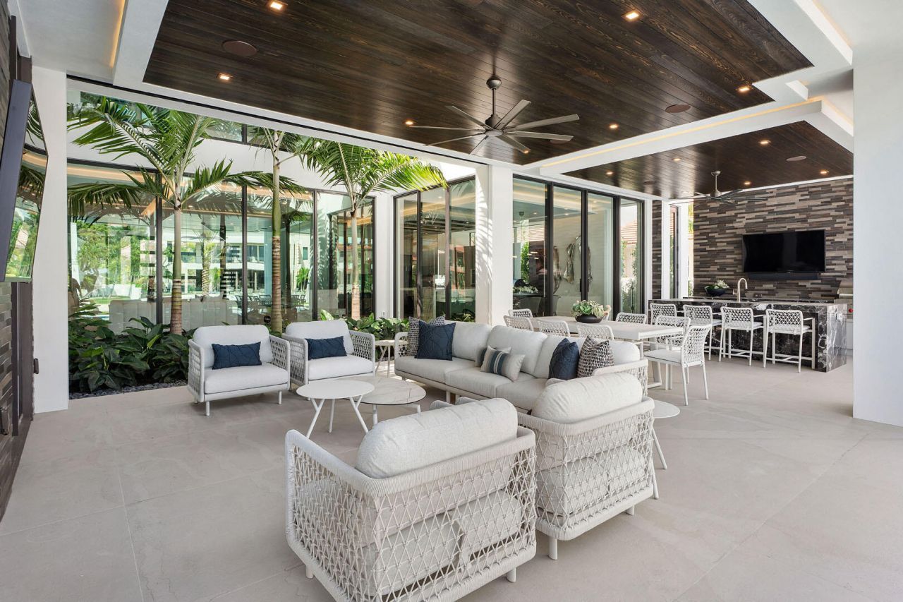 169 W Coconut Palm Road, Boca Raton, FL 33432 Photo