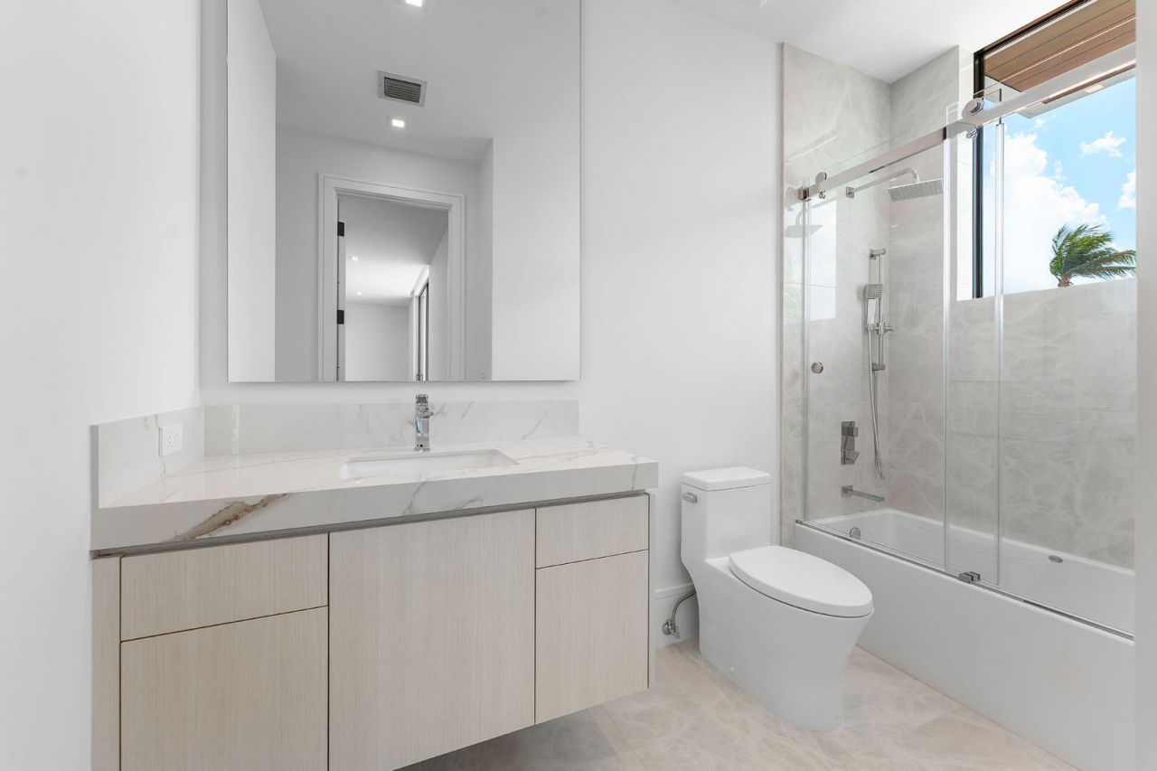 169 W Coconut Palm Road, Boca Raton, FL 33432 Photo