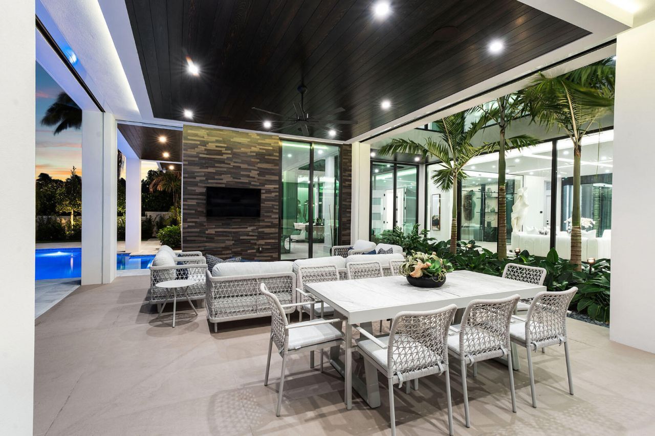 169 W Coconut Palm Road, Boca Raton, FL 33432 Photo