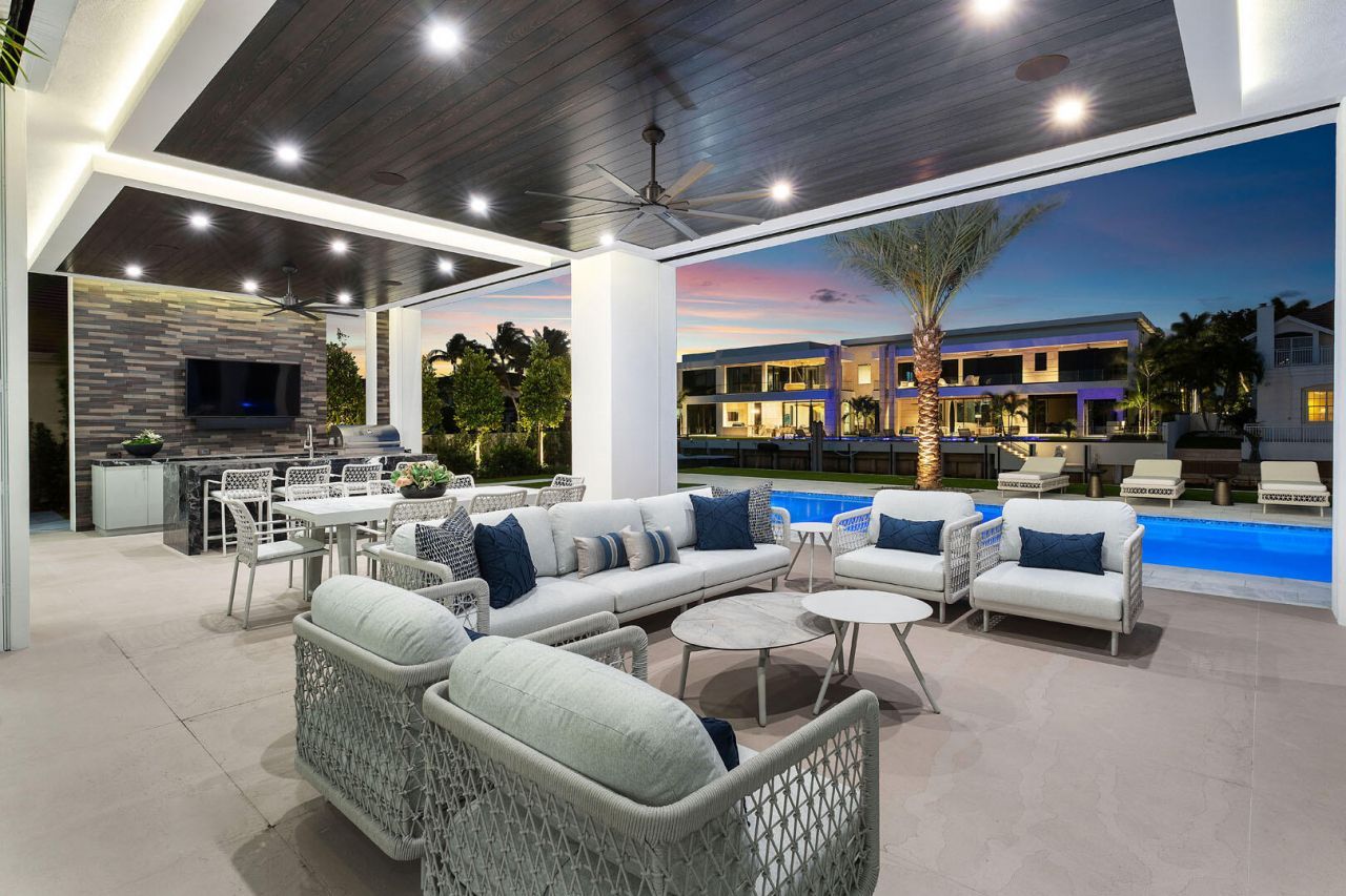 169 W Coconut Palm Road, Boca Raton, FL 33432 Photo