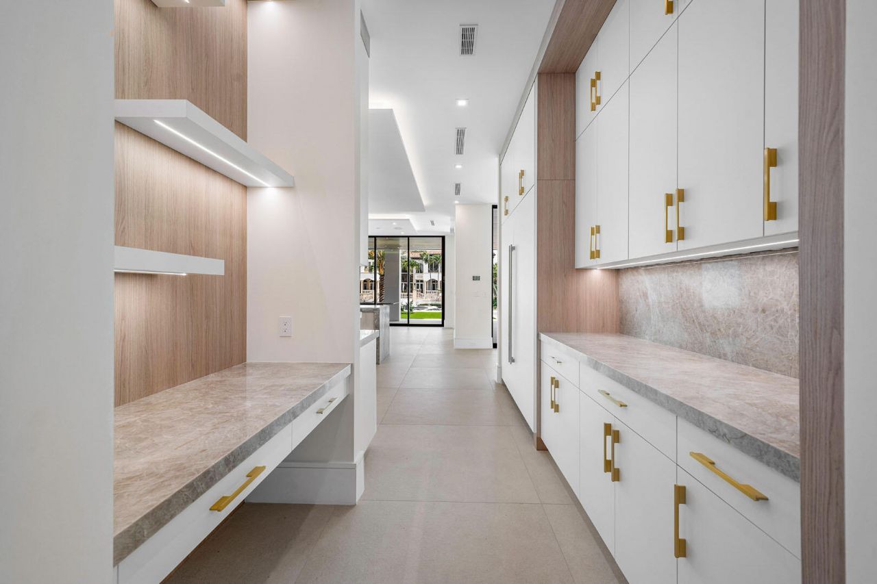 191 W Coconut Palm Road, Boca Raton, FL 33432 Photo