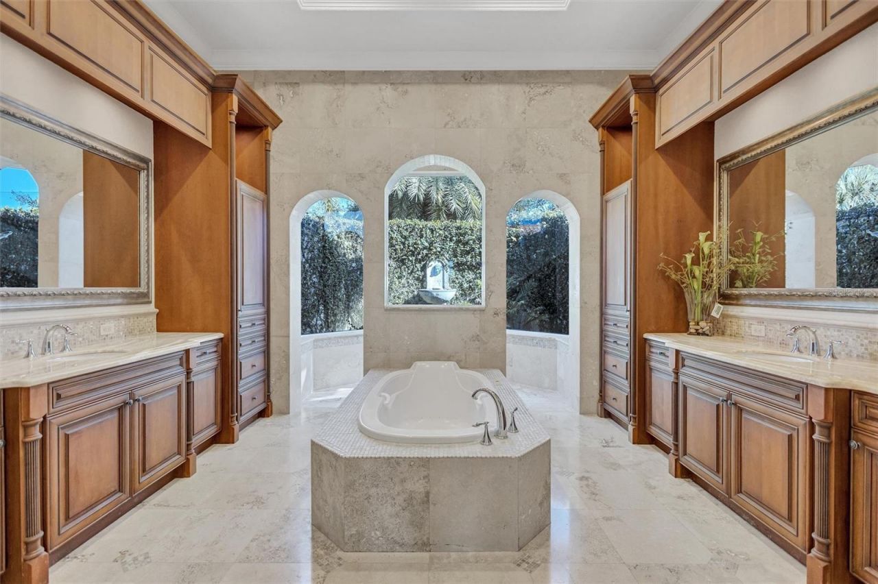 3171 Founders Club Drive, Sarasota, FL 34240 Photo